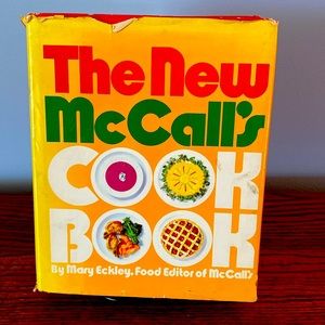 The New McCalls Cookbook (Vintage)